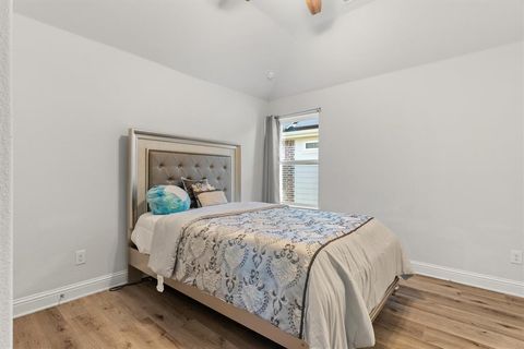 Tiny photo for 513 Yarrow Street, Little Elm, TX 75068 (MLS # 21100273)