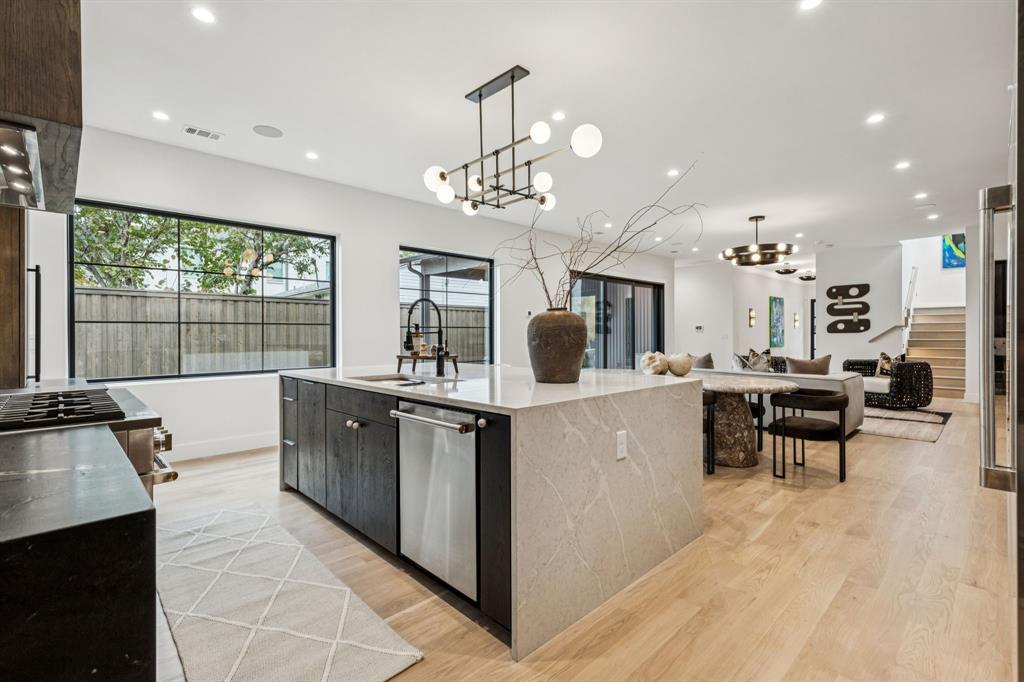 Lover Lane Heights - Residential