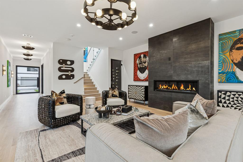 Lover Lane Heights - Residential