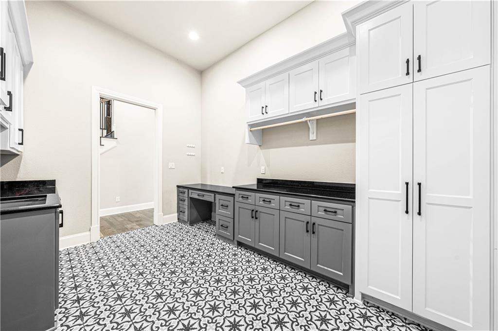 Hidden Valley - Residential