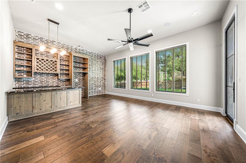 Hidden Valley - Residential