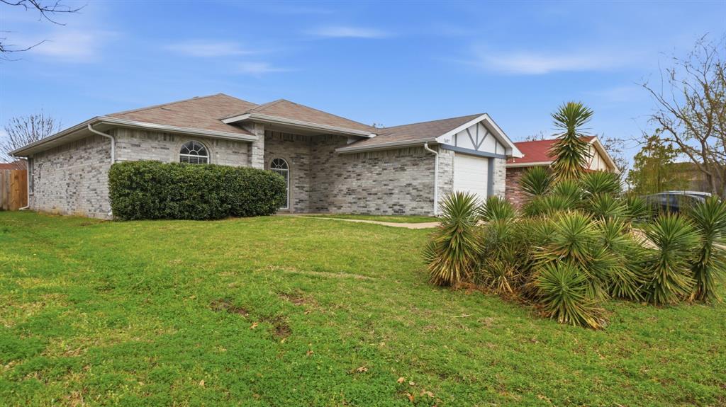 1607 Tampa Bay Drive