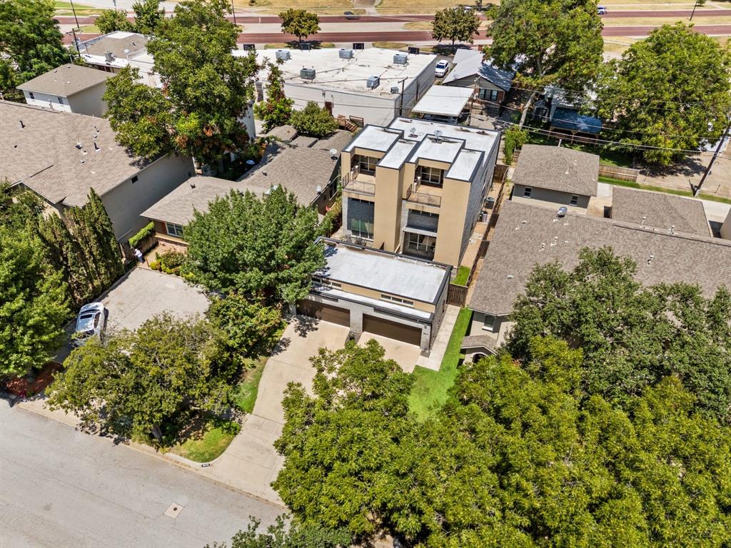 5014 Pershing Avenue