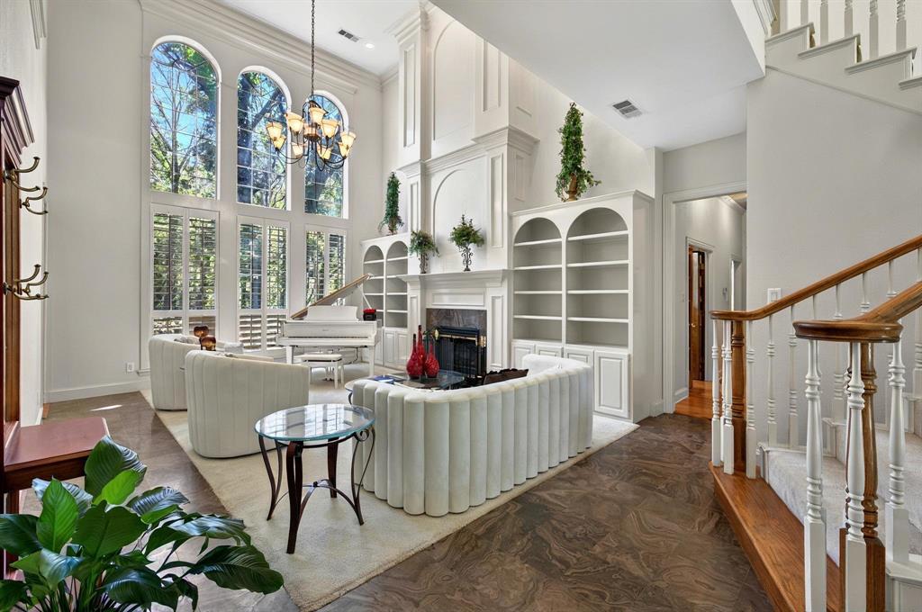 4012 Brooks Court