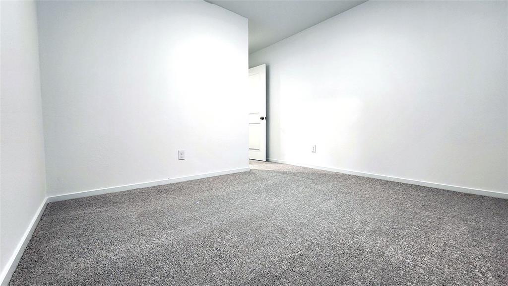 LANDING AT CREEKSIDE - Residential Lease