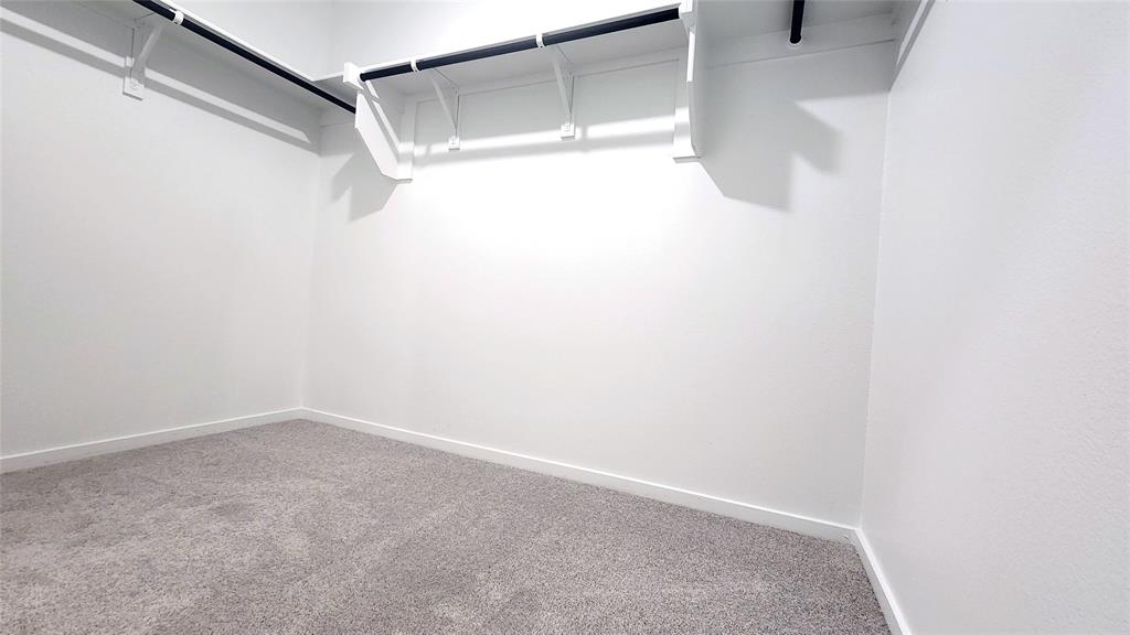 LANDING AT CREEKSIDE - Residential Lease