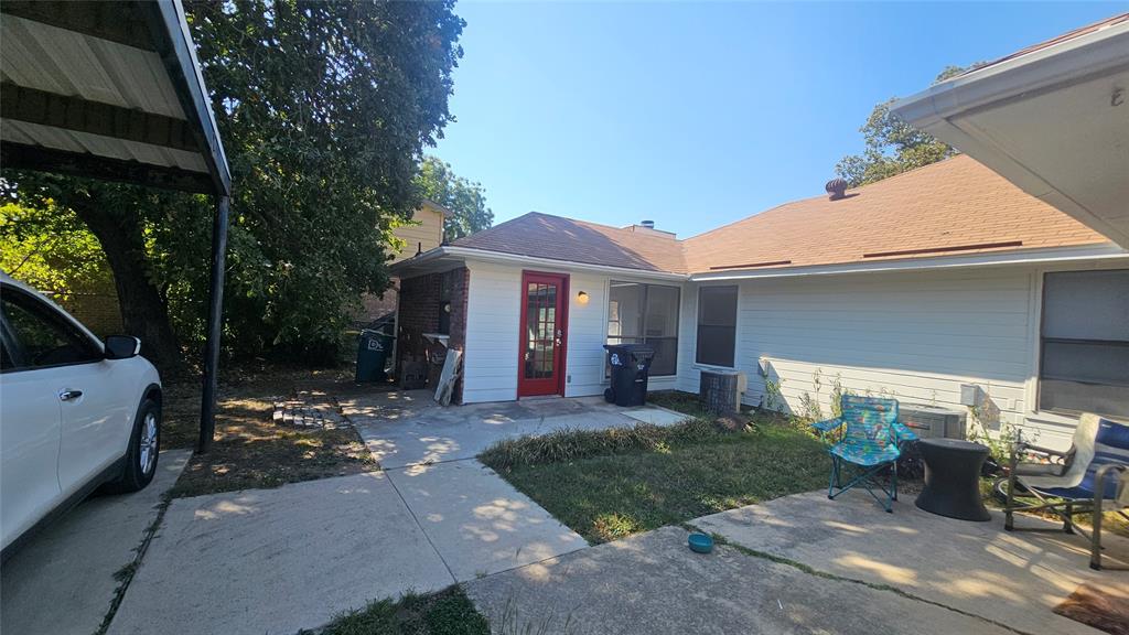 2200 Bolivar Street