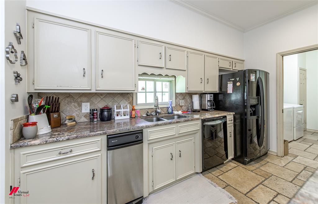 Shreveport, Louisiana 71106, United States, 3 Bedrooms Bedrooms, ,3 BathroomsBathrooms,Residential,Active,54995