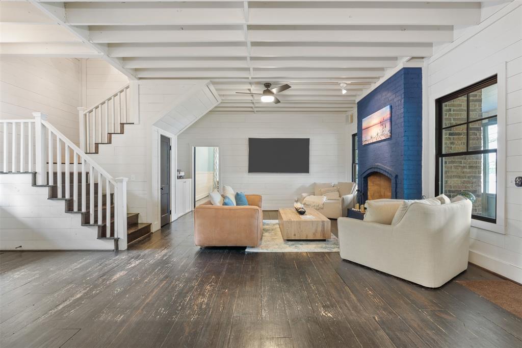 Club Lake - Residential