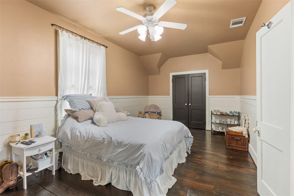 Club Lake - Residential