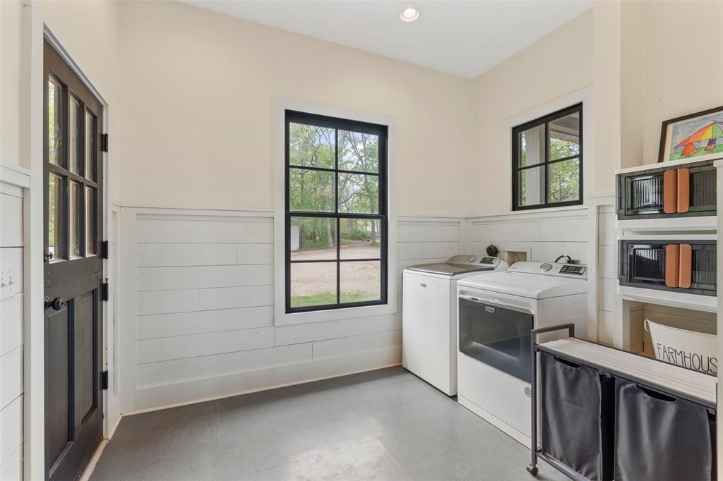 Club Lake - Residential