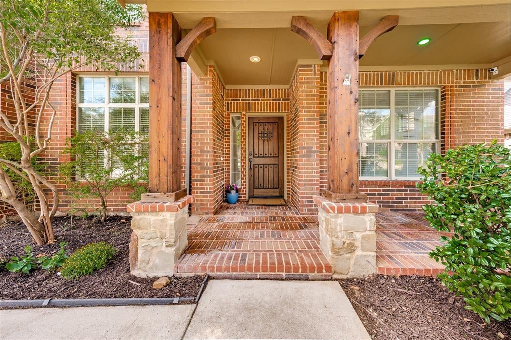 12725 Travers Trail