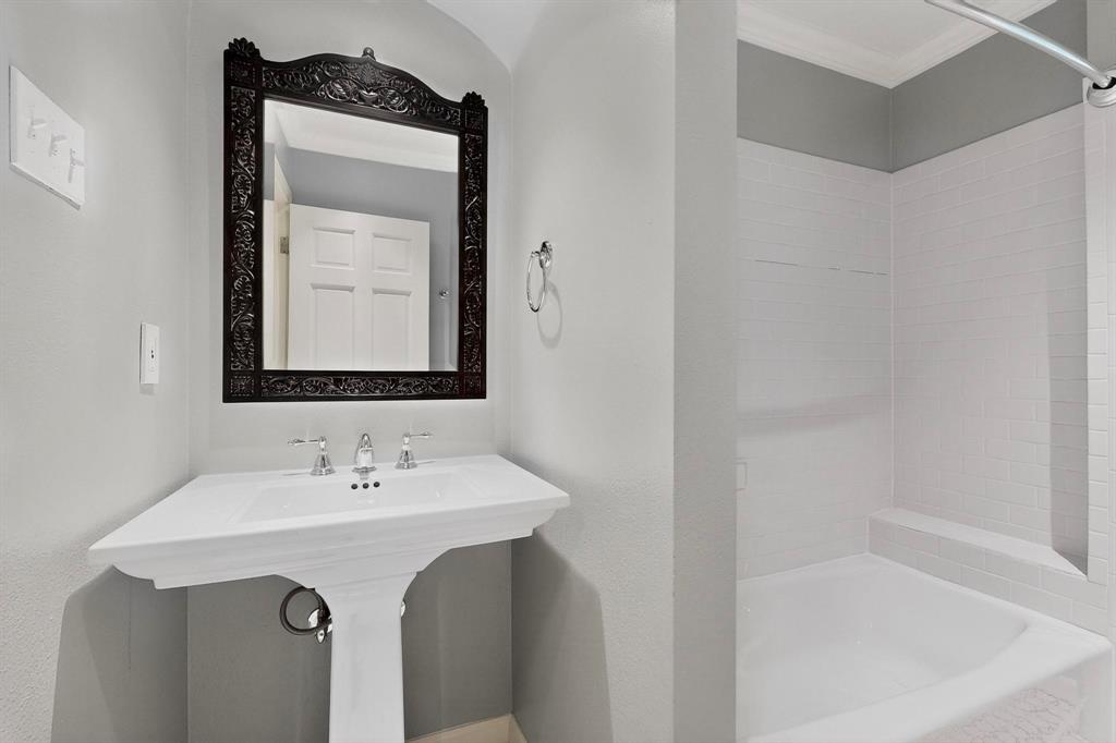 Rector Place - Residential Lease