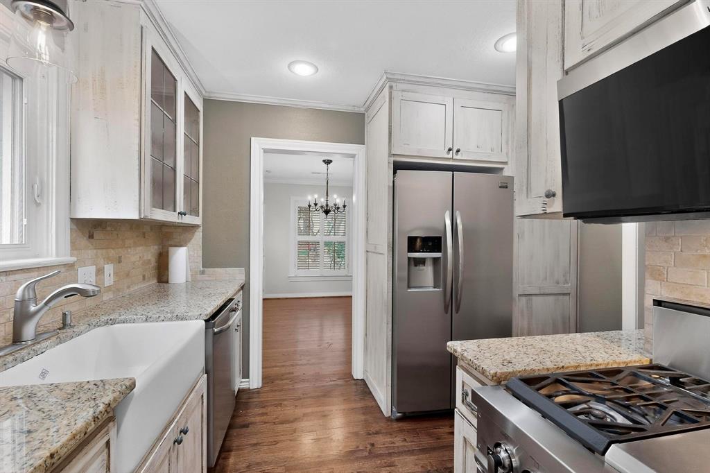 Rector Place - Residential Lease