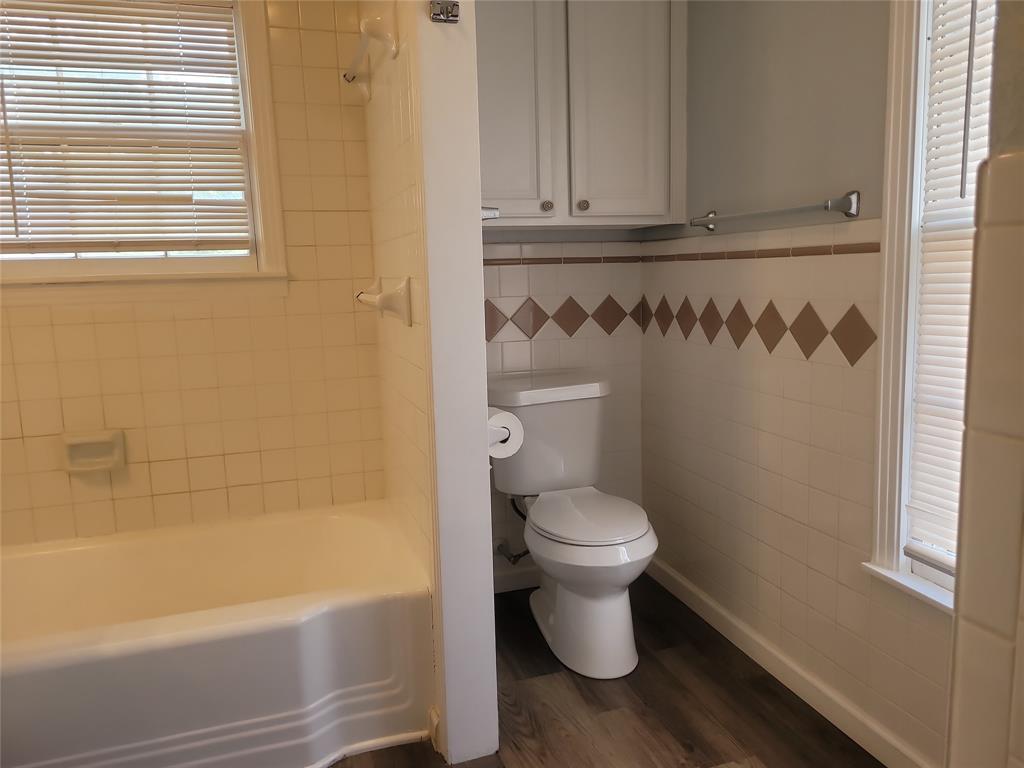 sunset Gardens addn-wht - Residential Lease