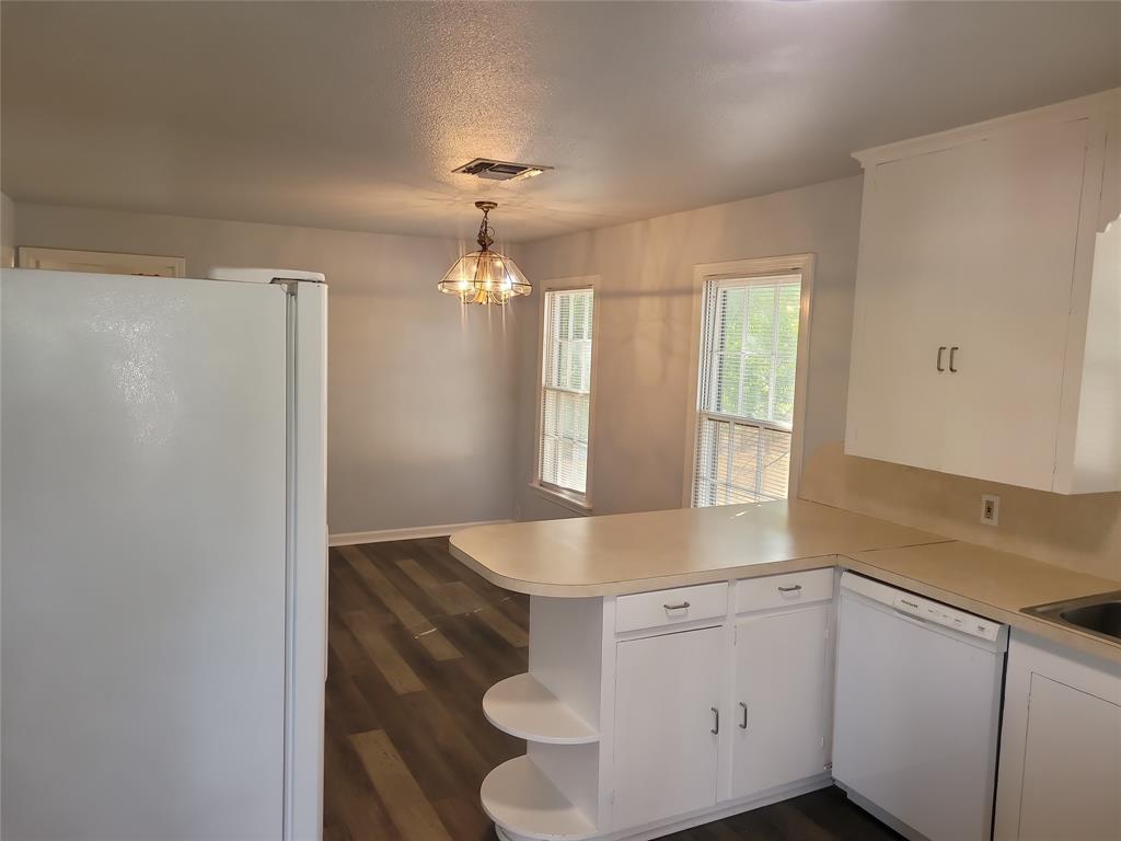 sunset Gardens addn-wht - Residential Lease