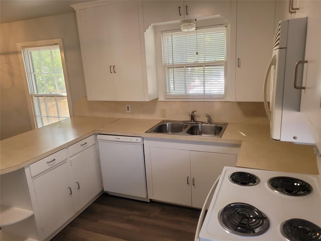 sunset Gardens addn-wht - Residential Lease