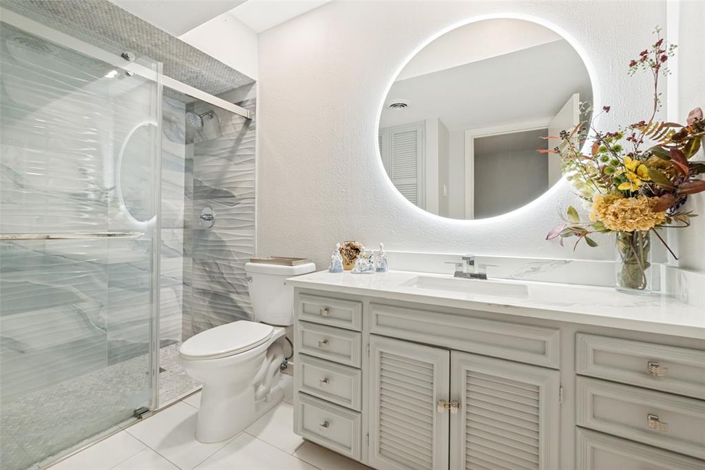 Park Carillon Condo - Residential
