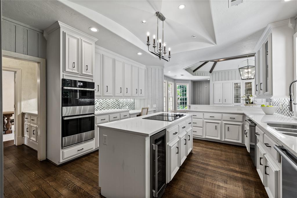 Williamsburg At Preston - Residential