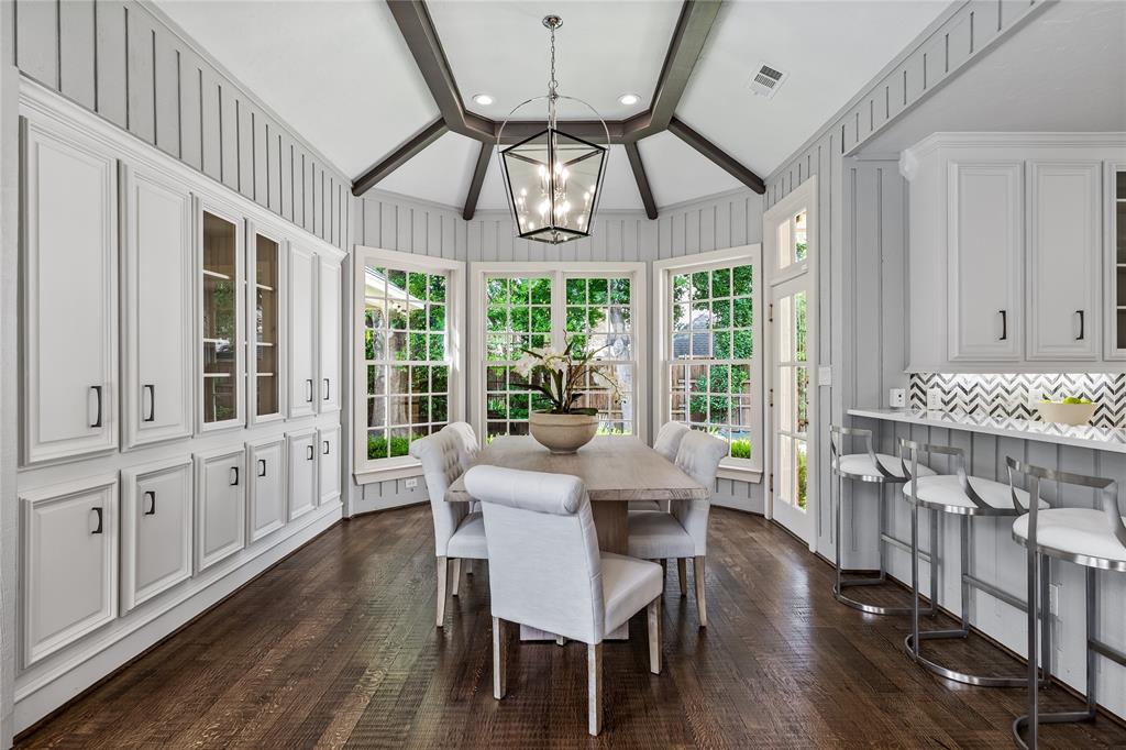 Williamsburg At Preston - Residential