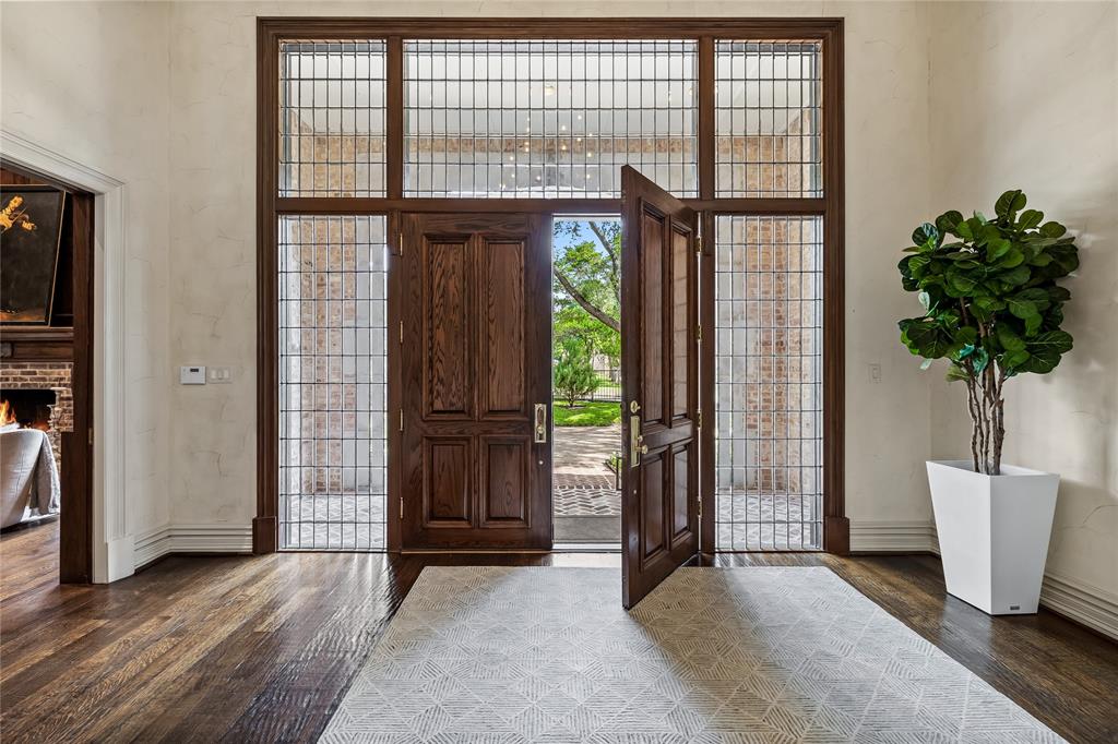 Williamsburg At Preston - Residential