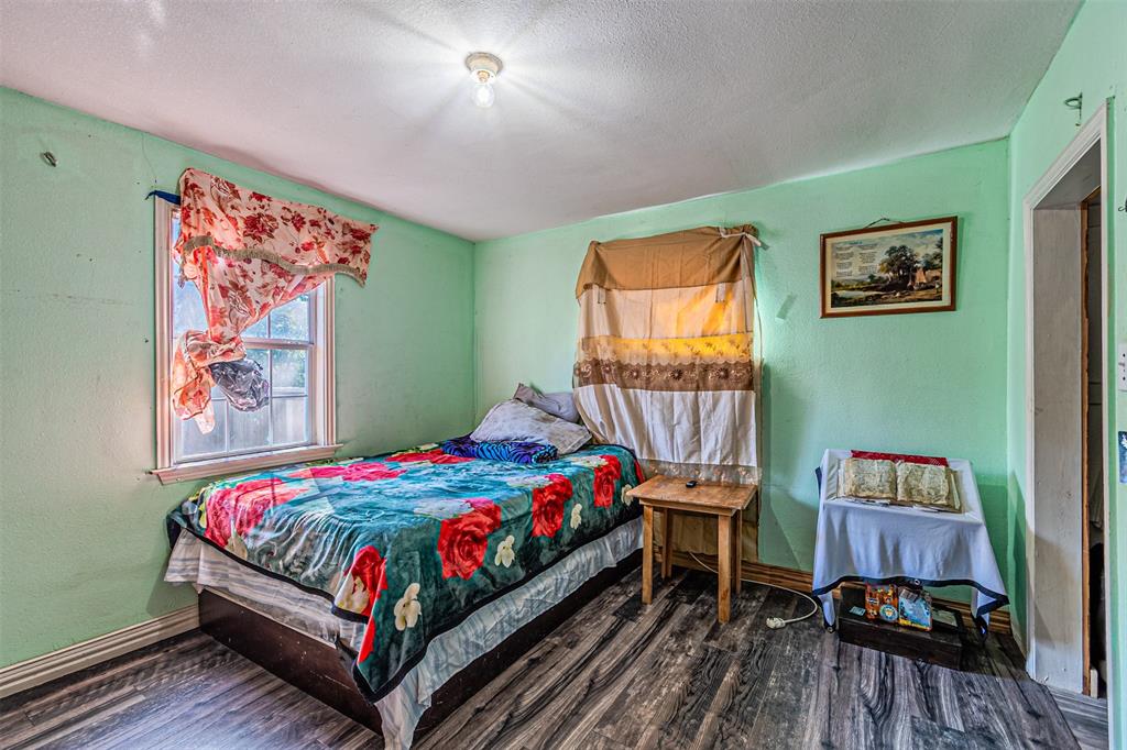 Terrell Rev - Residential