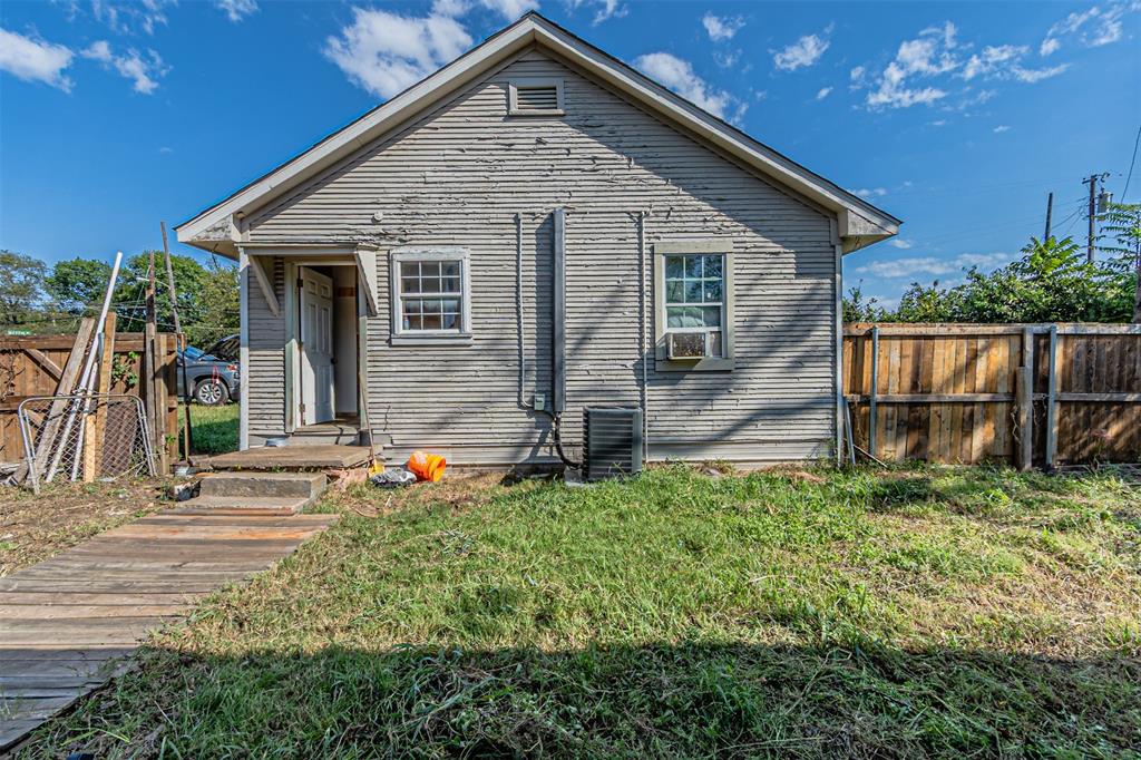 405 W Newton Street