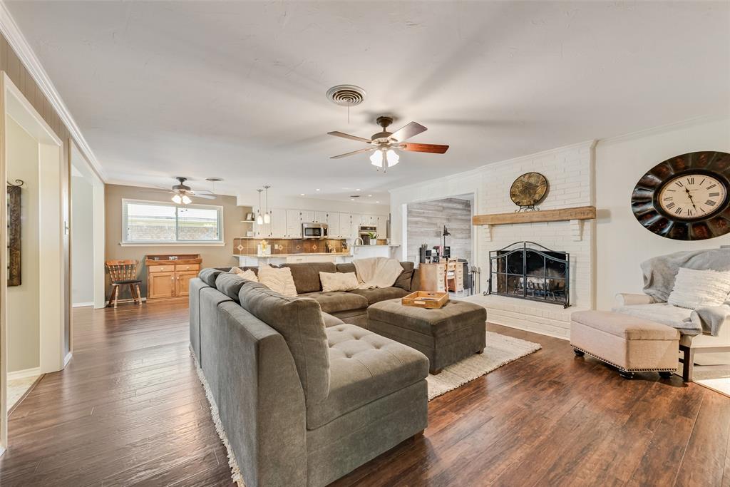 406 Summit Drive