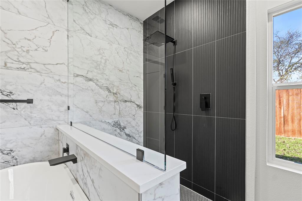 EVELYN HEIGHTS - Residential