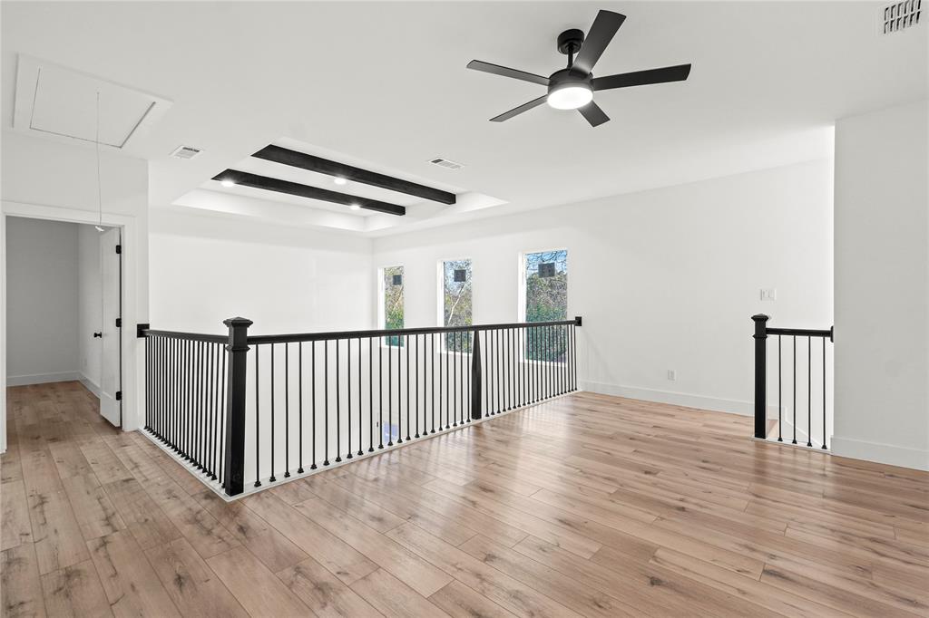 EVELYN HEIGHTS - Residential