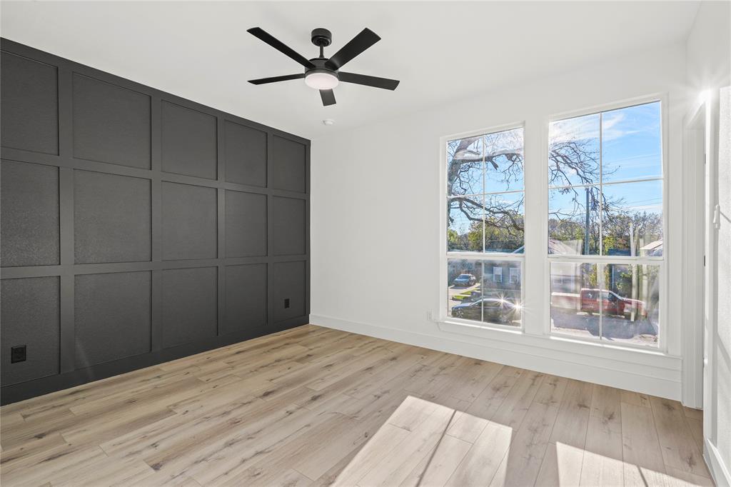 EVELYN HEIGHTS - Residential