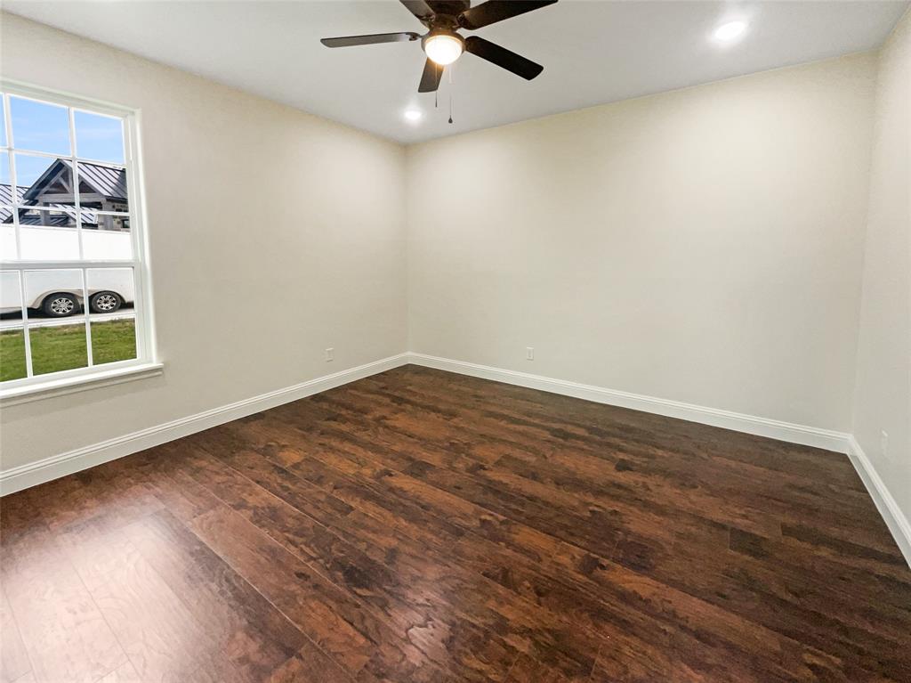 5565 Justine Place