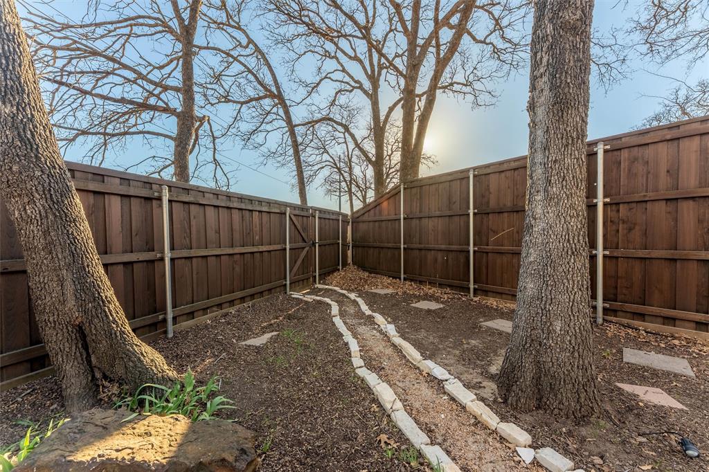 Lonesome Dove Estates - Residential