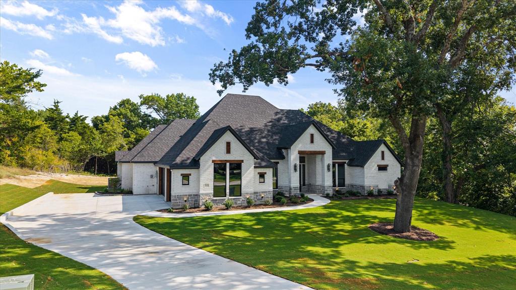 7631 Woodstream Road