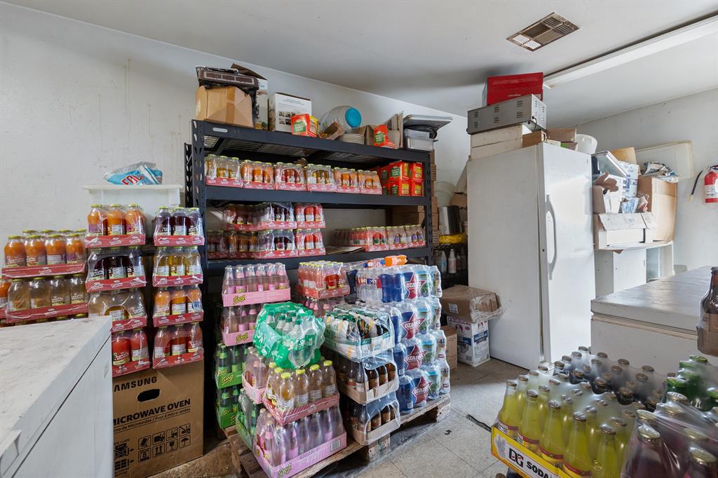 Elaines Kitchen - Commercial Sale