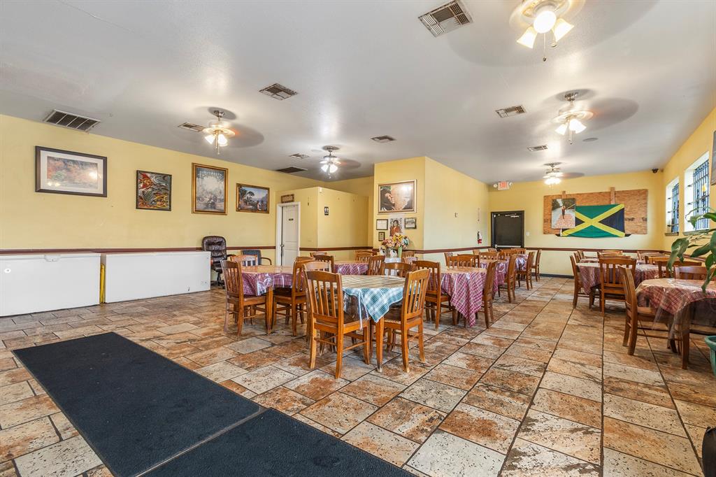 Elaines Kitchen - Commercial Sale