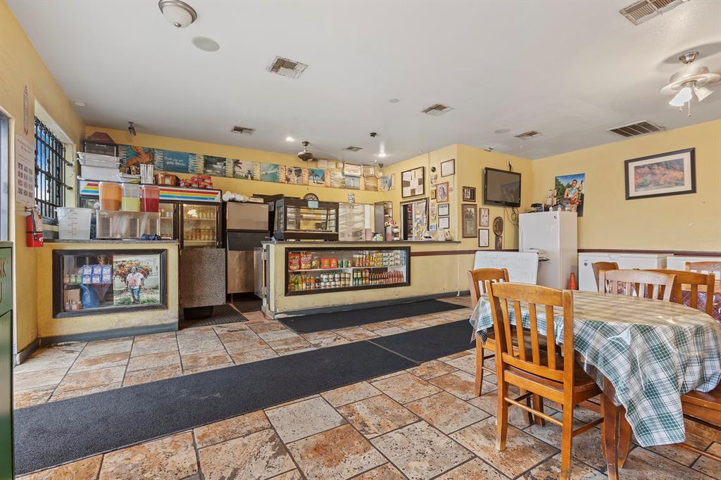 Elaines Kitchen - Commercial Sale