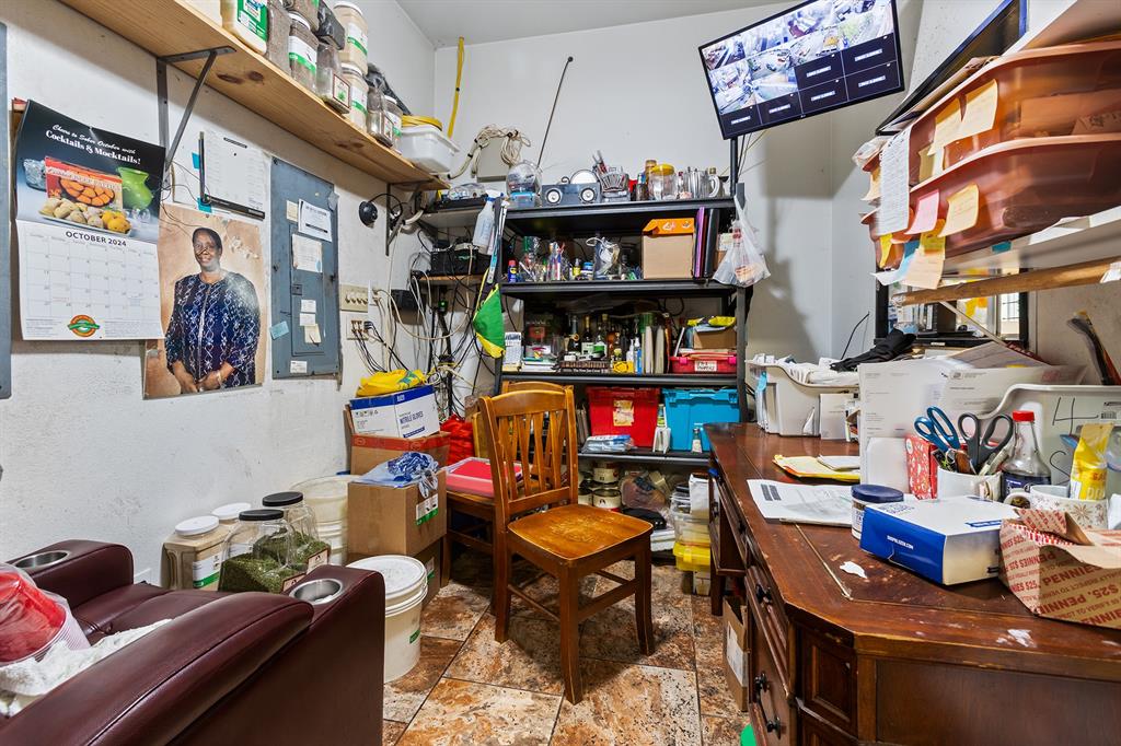 Elaines Kitchen - Commercial Sale