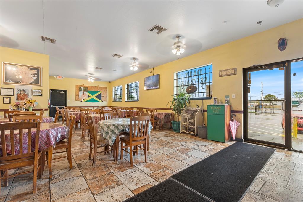 Elaines Kitchen - Commercial Sale