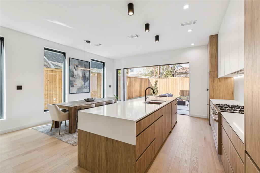 Webster & Boedekers - Residential