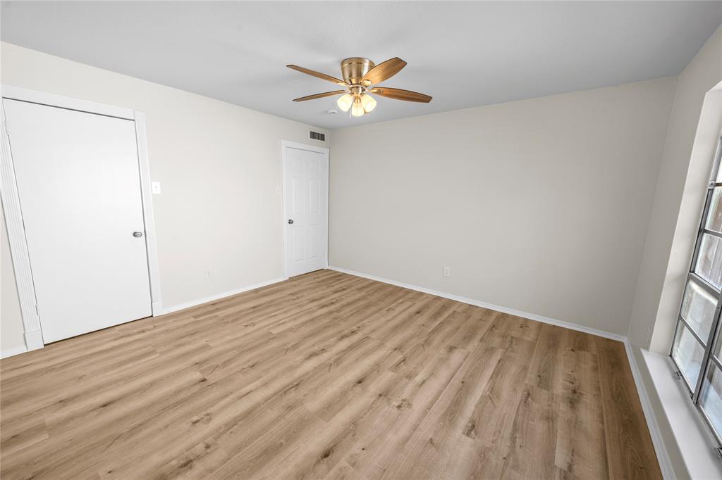 HOLLOWS NORTH CONDOMINIUM - Residential