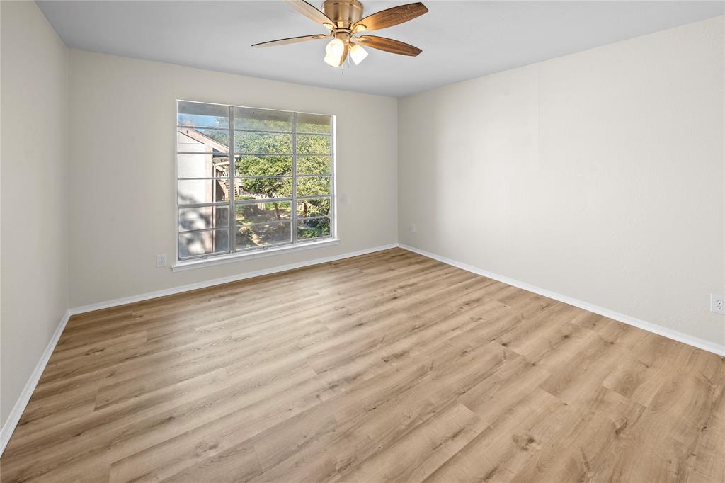 HOLLOWS NORTH CONDOMINIUM - Residential