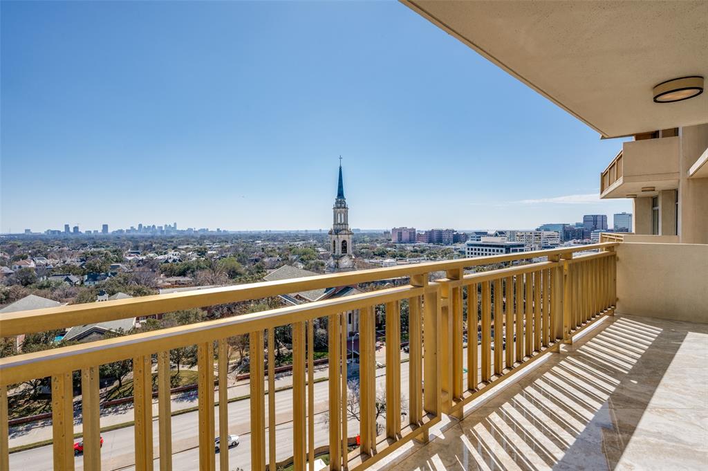 6211 W Northwest Highway 1201