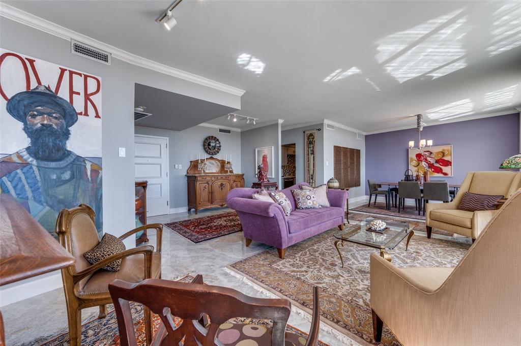 6211 W Northwest Highway 1201