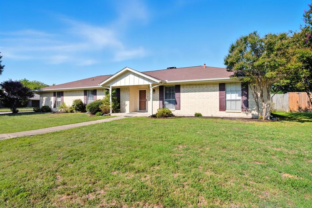 10304 Oak Creek Drive