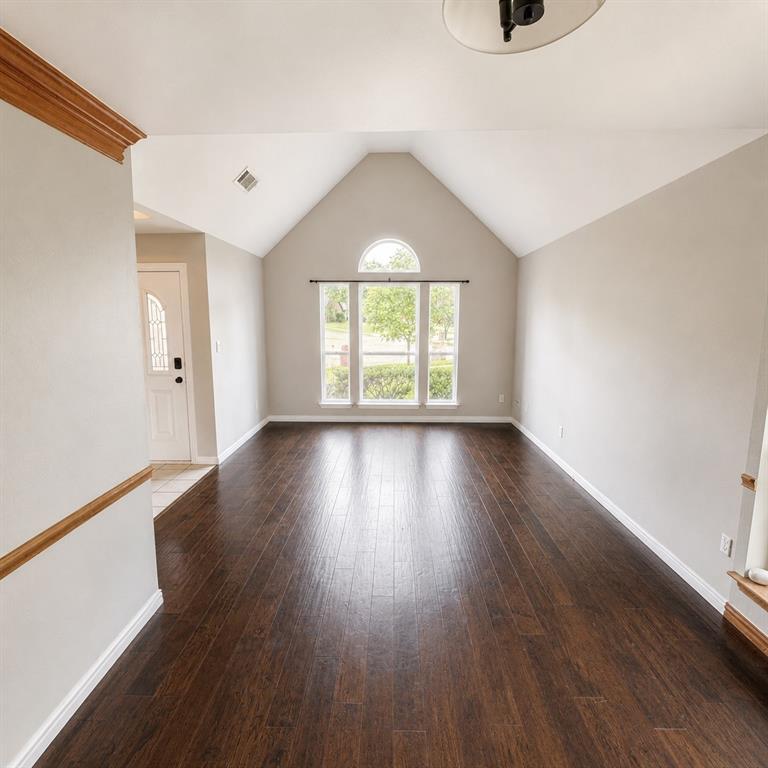 749 W Park Court