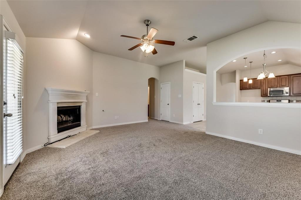 Villages Of Woodland Spgs W - Residential Lease