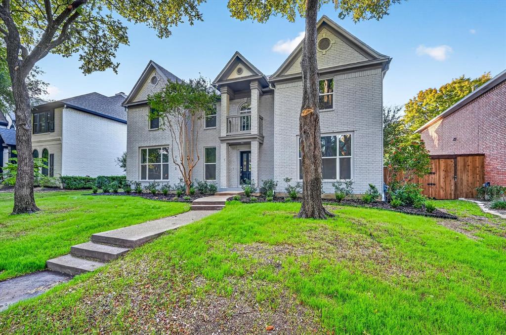 2312 Honeylocust Drive