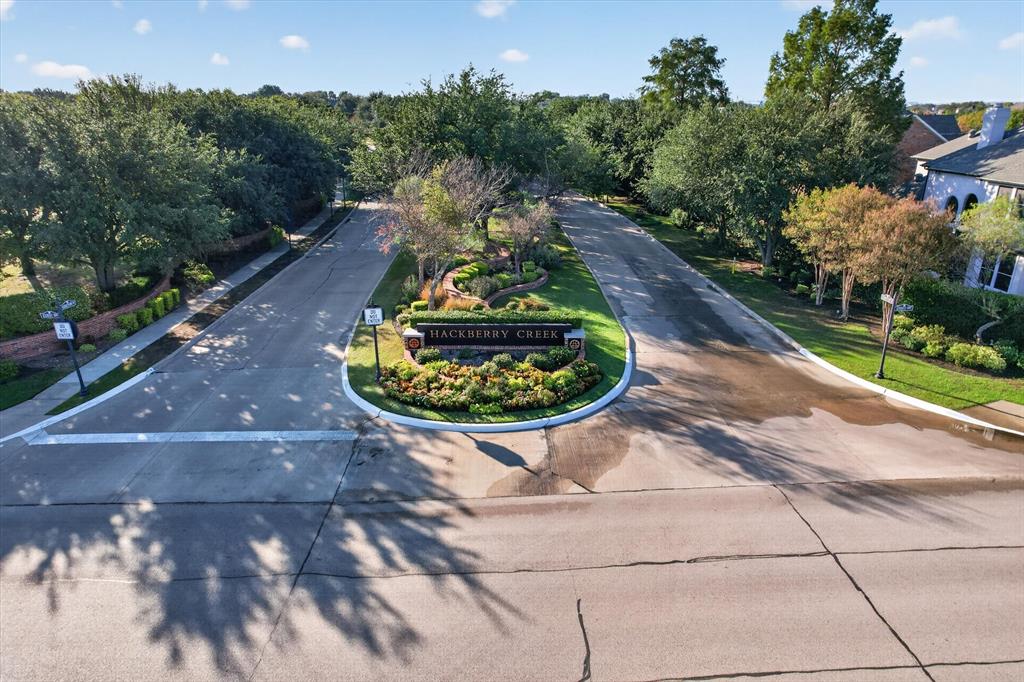 2312 Honeylocust Drive
