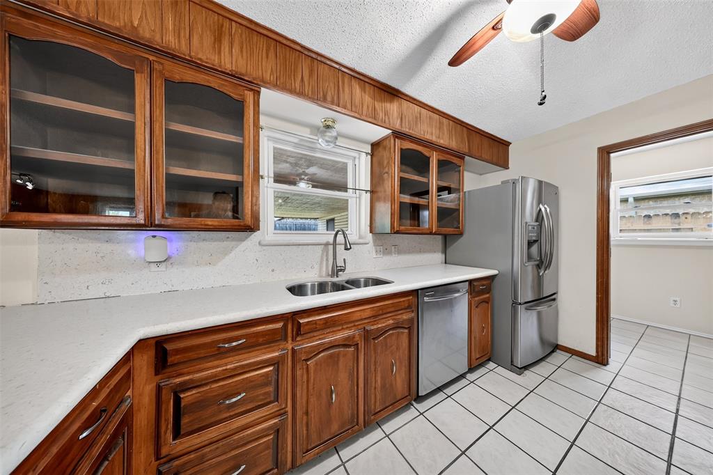 3905 Palomino Drive